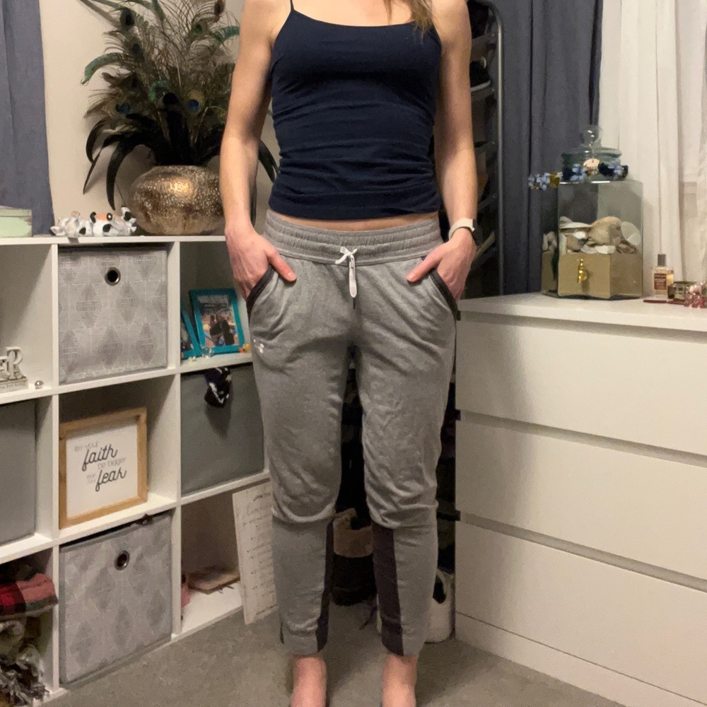 Under Armor loose joggers. Size small.